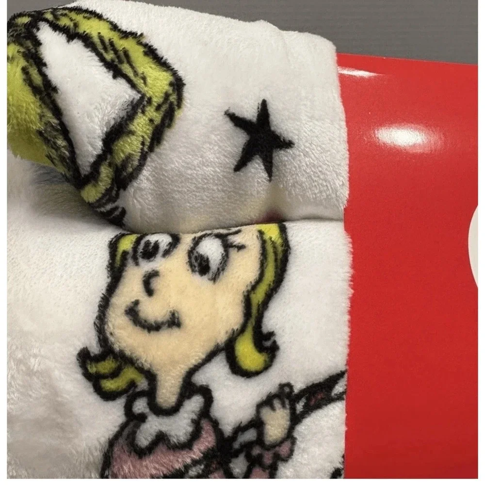 Dr Suess‎ Grinch Family Blanket